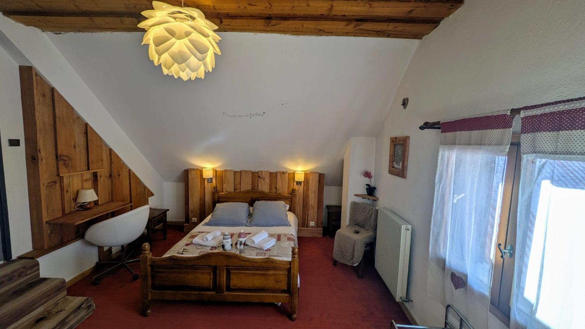 Le Bataclan 3* Auron